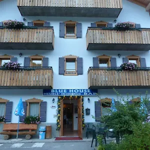  Bed & Breakfast Meublè Blue House Italia